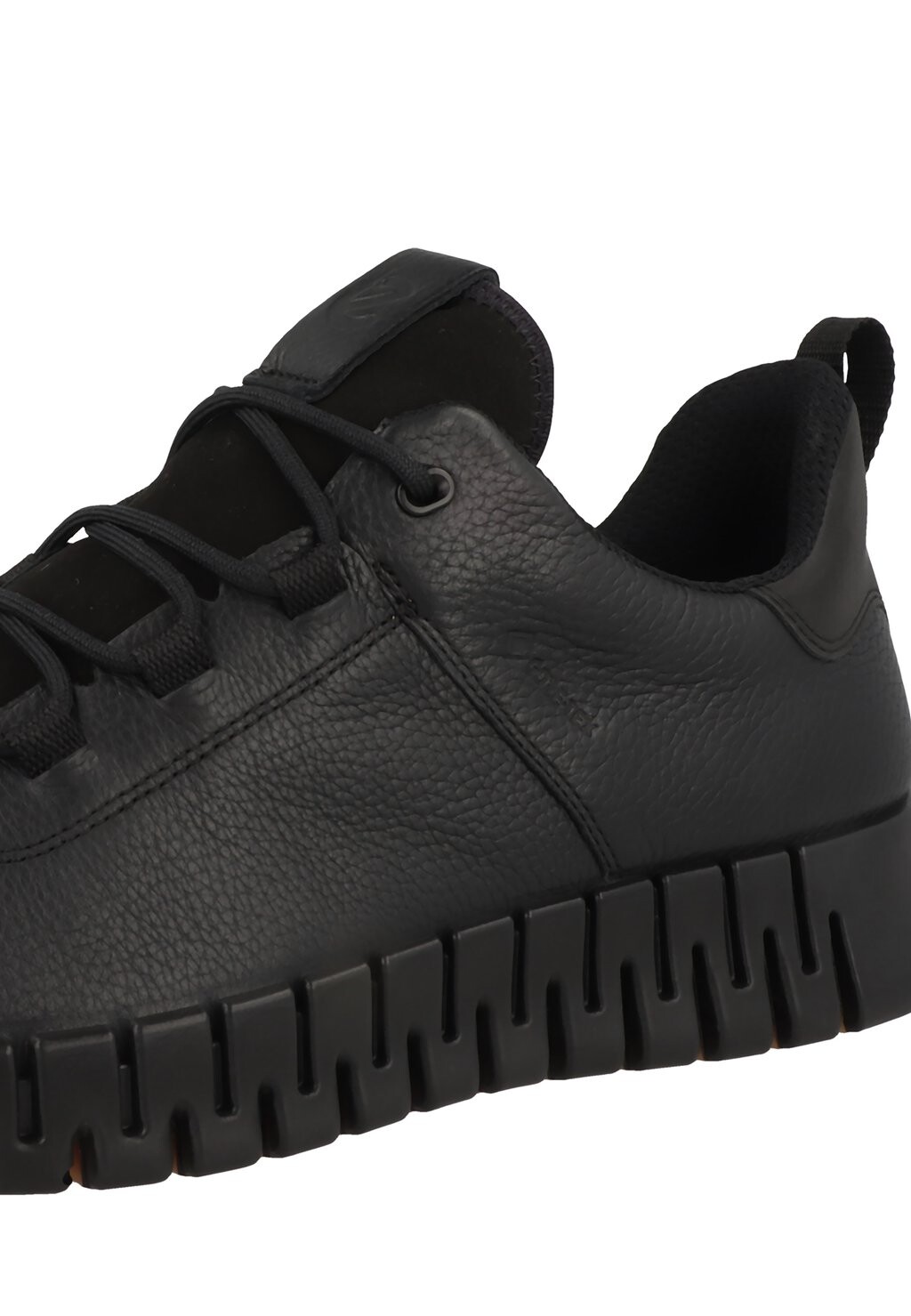 

Кроссовки на шнуровке GRUUV M GTX ECCO, черный