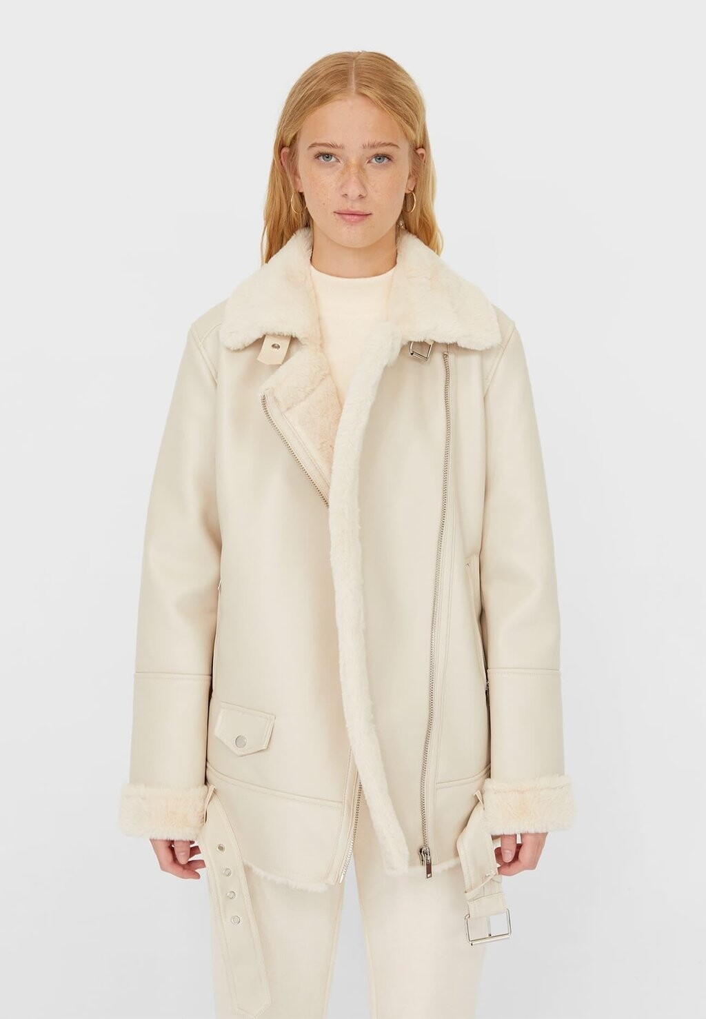 

Куртка из искусственной кожи Stradivarius, белый