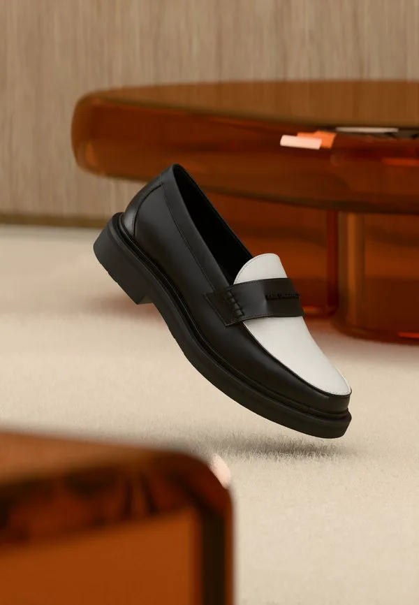 Лоферы keaton с седлом Karl Lagerfeld, Black/White