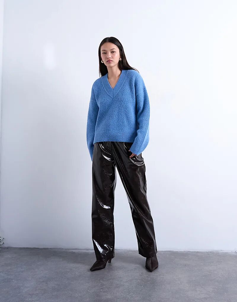 

Вязаный джемпер Topshop с V-образным вырезом синего цвета