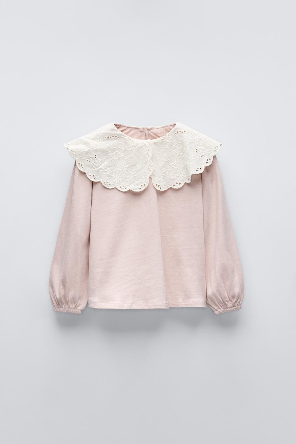 

Футболка с вышитым воротником ZARA, светло-розовый