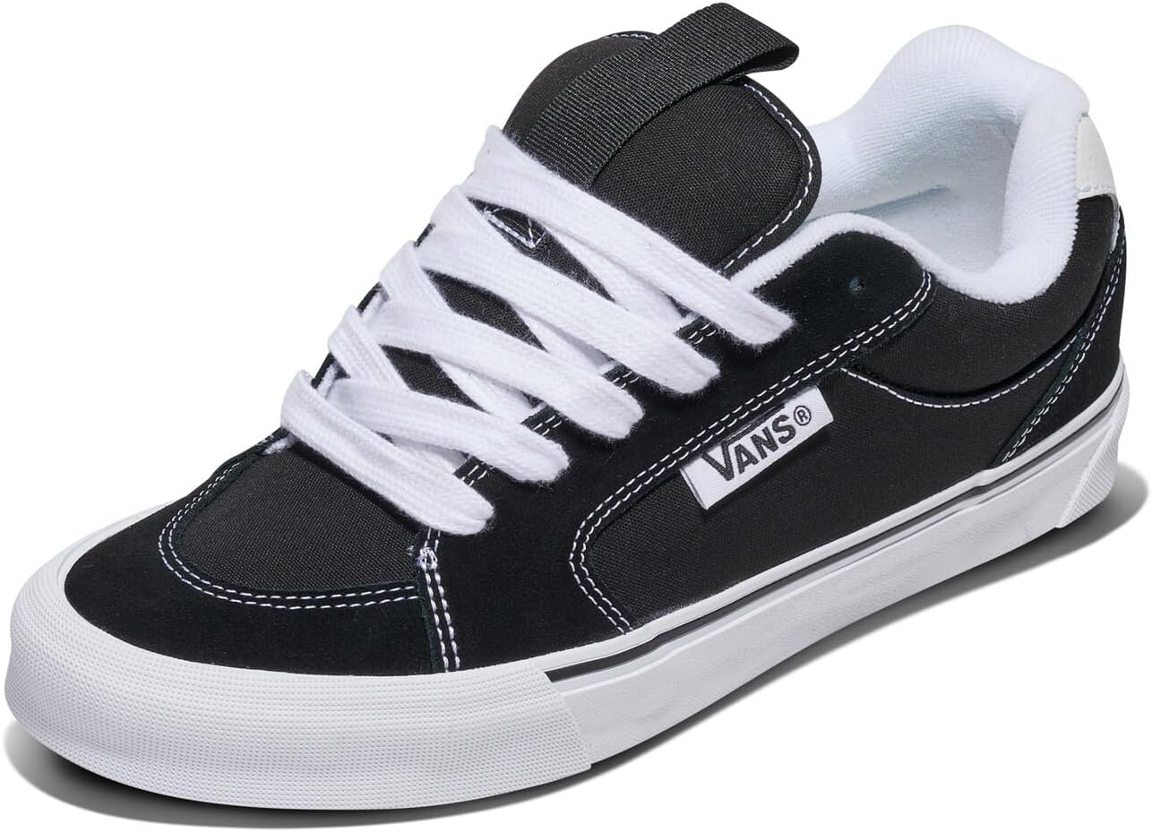 

VANS Unisex Chukka Push Shoe | Вдохновленные скейт-культурой нулевых массивные модные кроссовки для мужчин и женщин, черно-белые, 4.5/6, Black/White