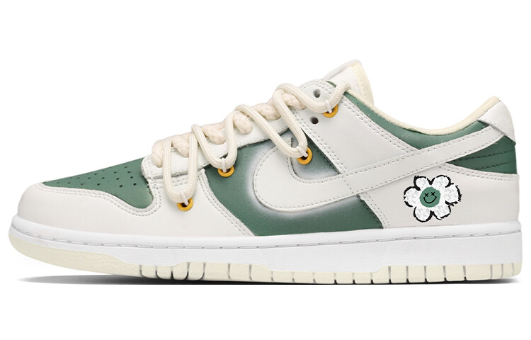 

Кроссовки Nike Dunk, белый/зеленый