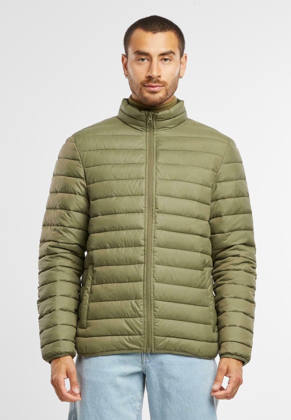 

Зимняя куртка BASIC LIGHT WEIGHT Urban Classics, темно-зеленый