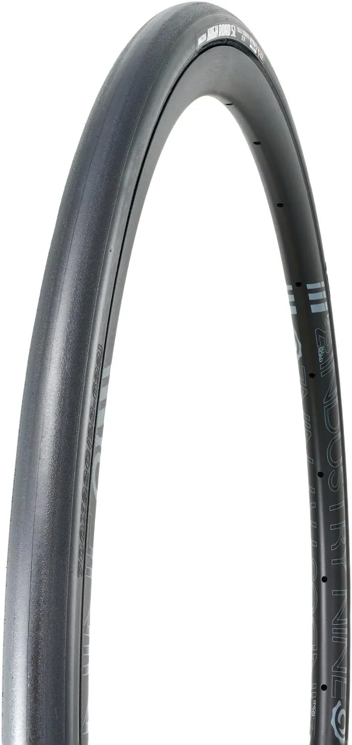 

Шинa High Road SL на дисках Maxxis, Black