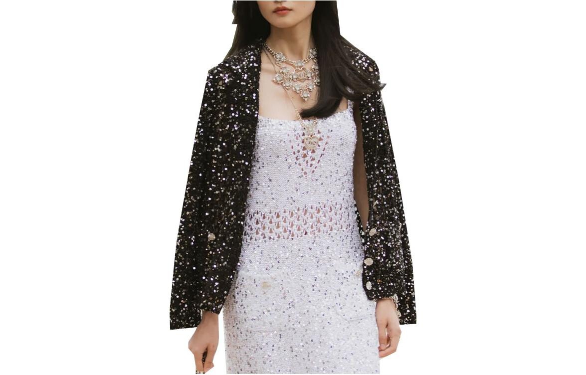 

Куртка женская черная Chanel