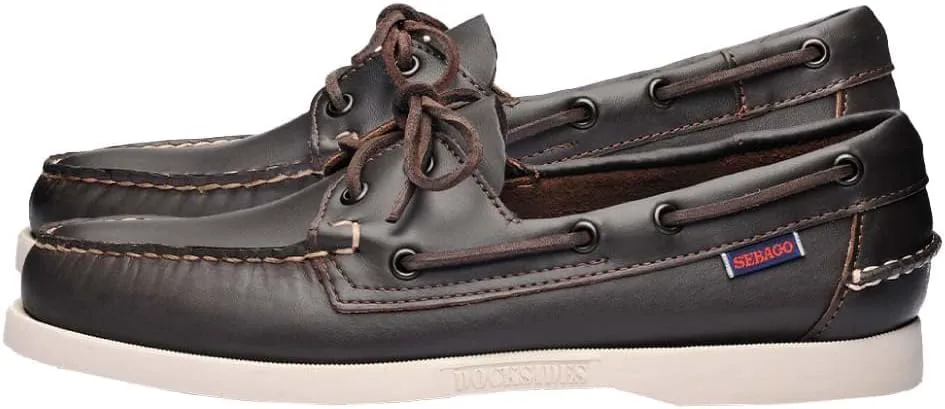 

Топсайдеры Sebago Portland - мокасины из цельной кожи, ручная прошивка с кожаной подкладкой стельки и нескользящей резиновой подошвой, не оставляющей следов, темно-коричневый