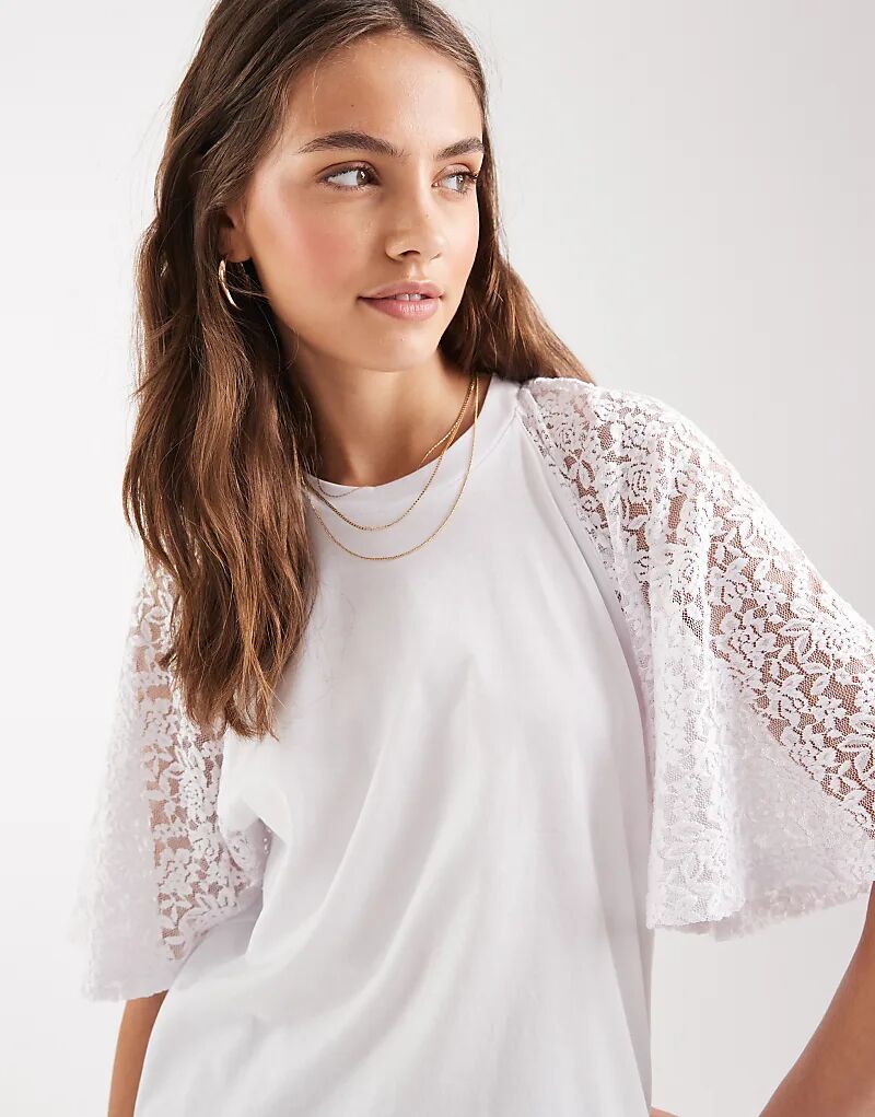 

Футболка Miss Selfridge с кружевными рукавами белого цвета