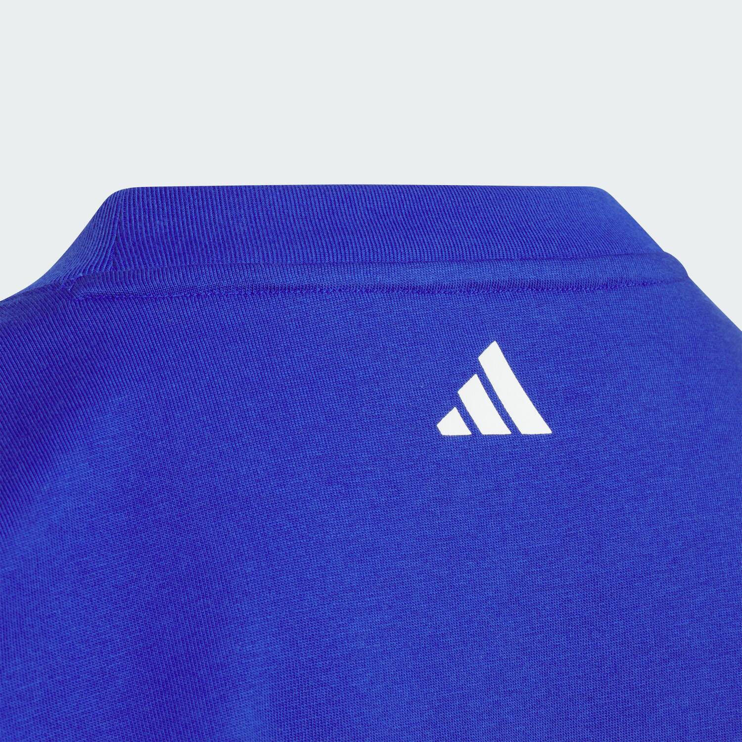 Adidas Комплект спортивной одежды casual: футболка с коротким рукавом, два предмета, полуфлуоресцентный синий черный, для детей 3-7 лет — фото 4