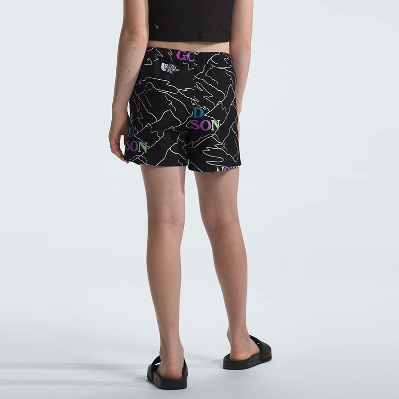 Дети Шорты The North Face, цвет Printed all over black — фото 4