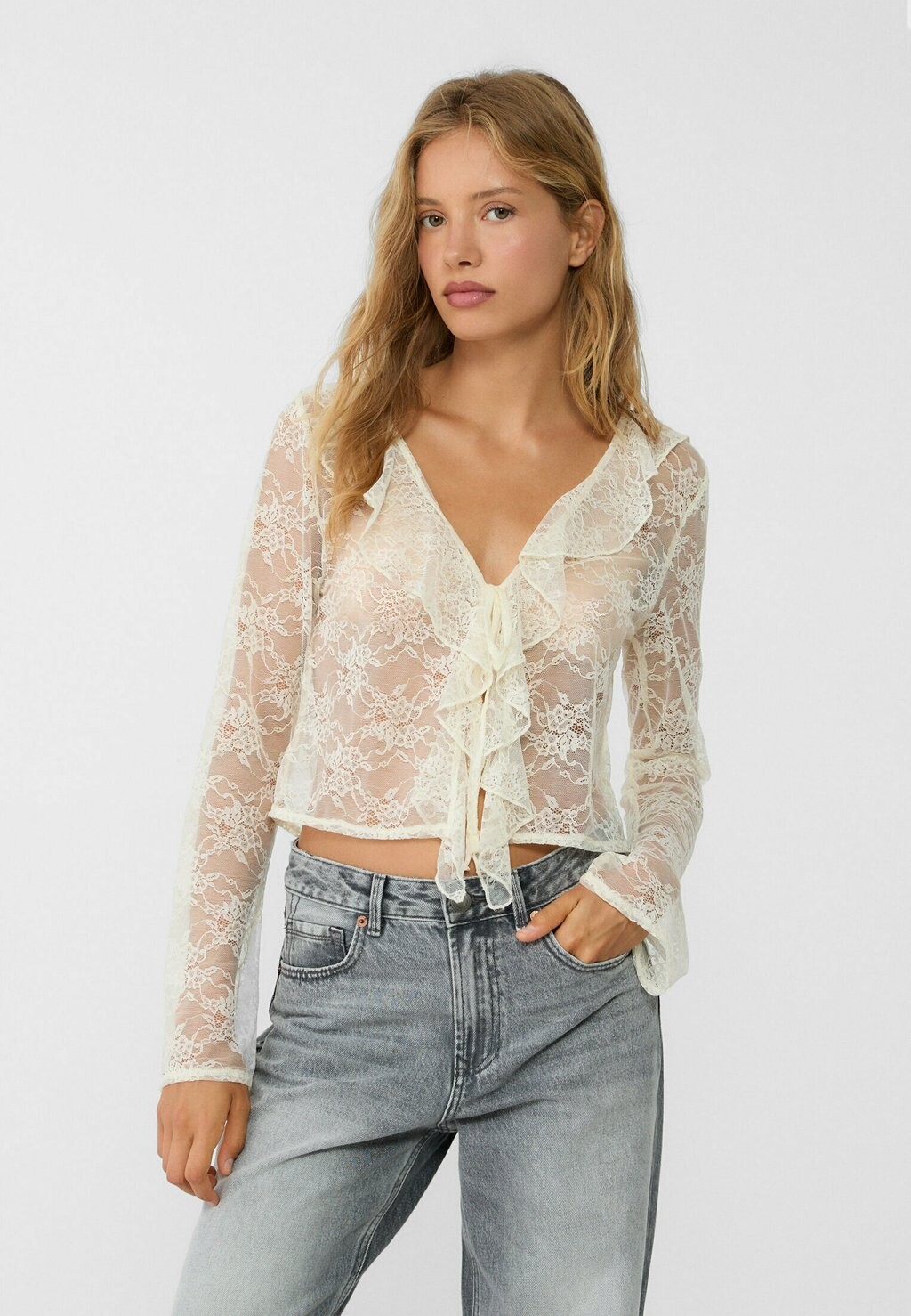 

Блуза RUFFLED Stradivarius, белый