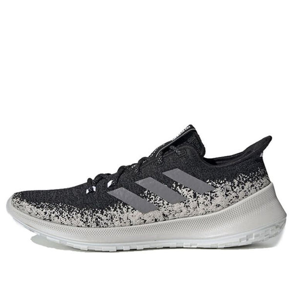 

Кроссовки sensebounce Adidas, черный