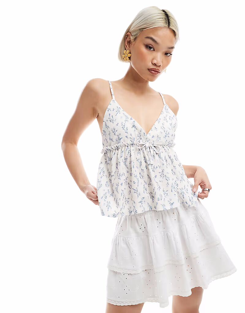 

Топ Miss Selfridge с бантом и баской в ​​мелкий цветочный узор