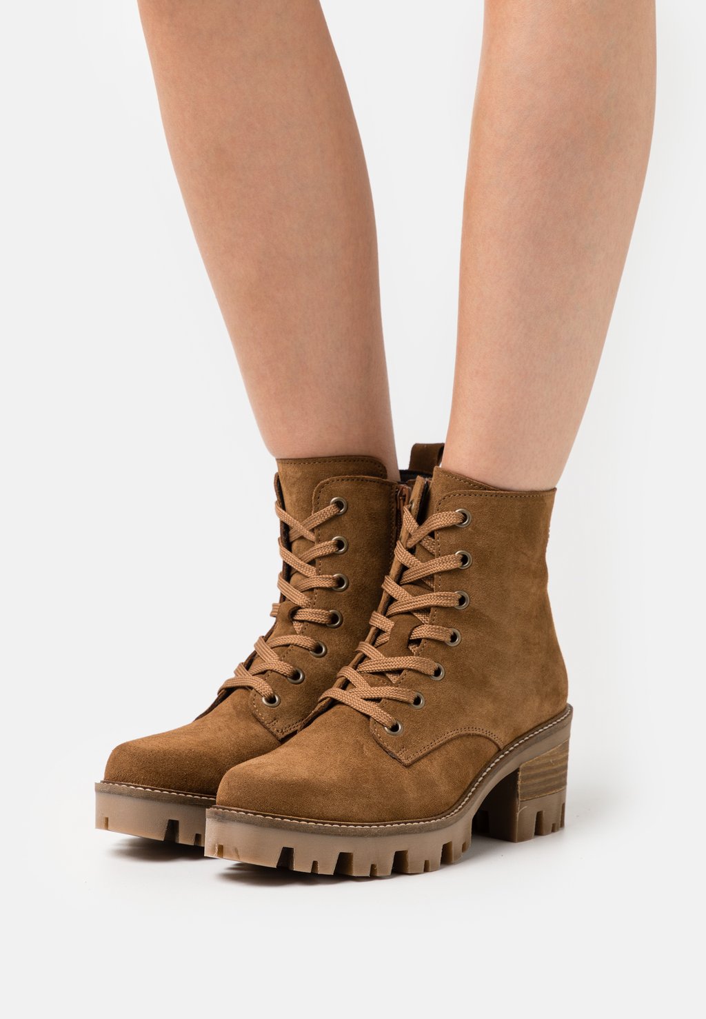 Ботильоны Platform ankle boots Bullboxer, коричневый