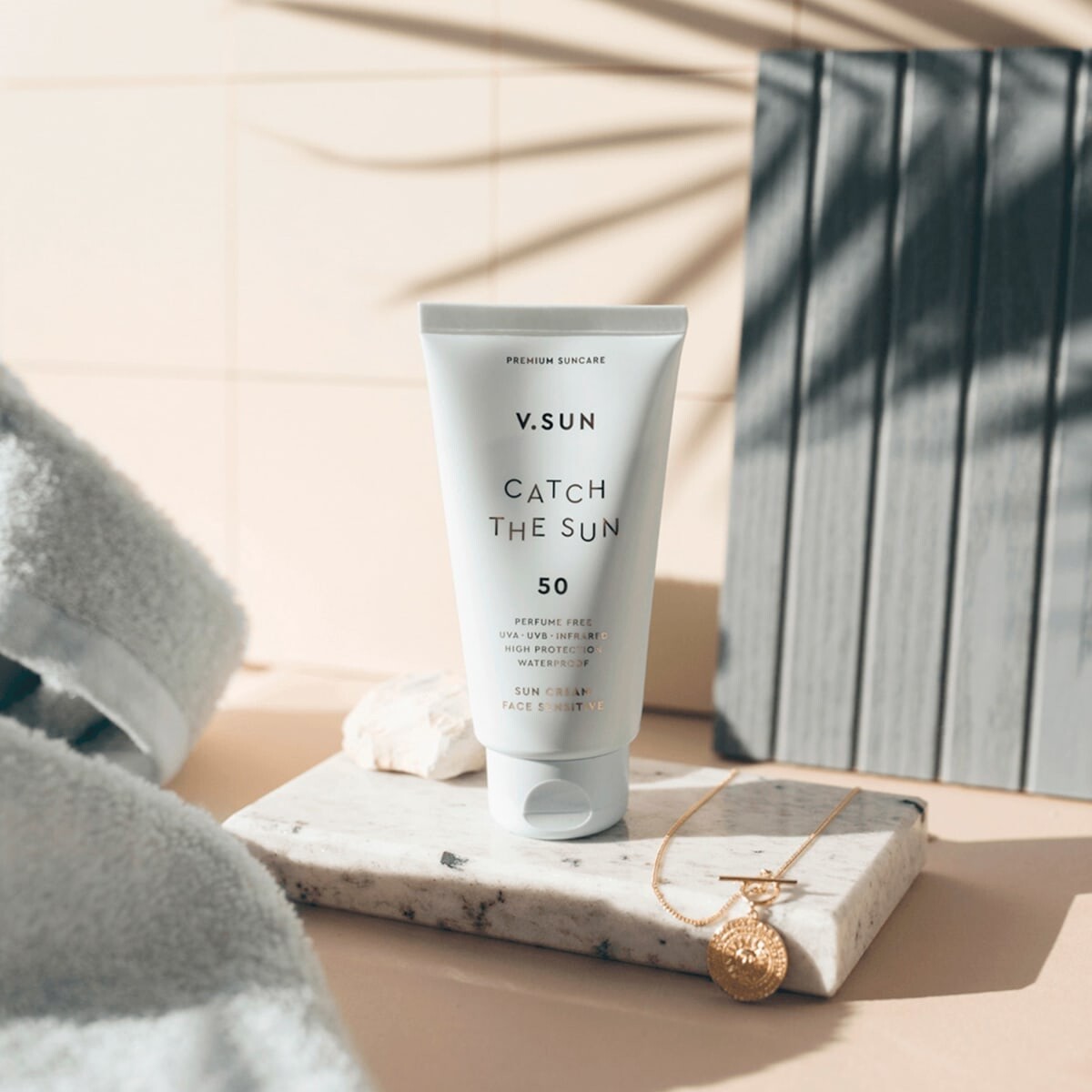 Крем солнцезащитный для лица "Поймай солнце" чувствительная SPF 50 750мл V.SUN — фото 2