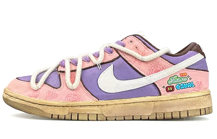 

Кроссовки Nike Women's Dunk Low SE 'The Future Is Equal', розовый