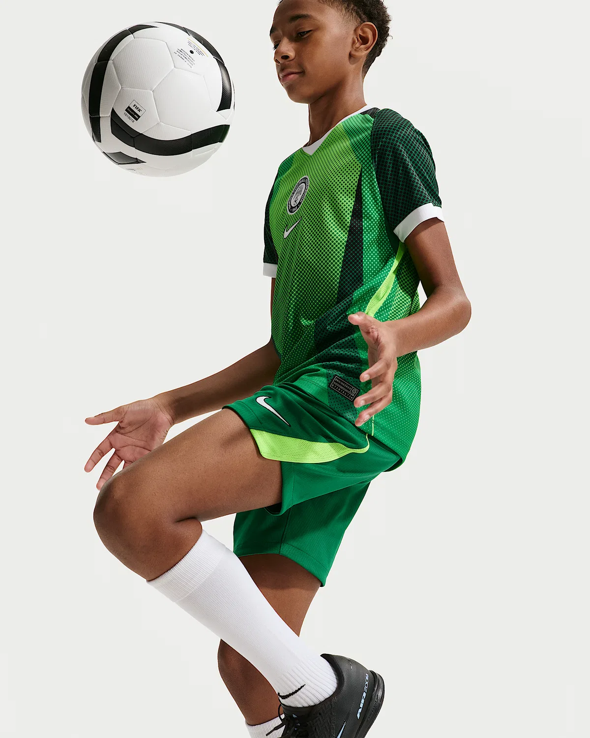 Большие детские шорты Nike Dri-FIT Soccer Replica Nigeria 2026 Stadium Home, Pine Green/Electric Green/White — фото 4