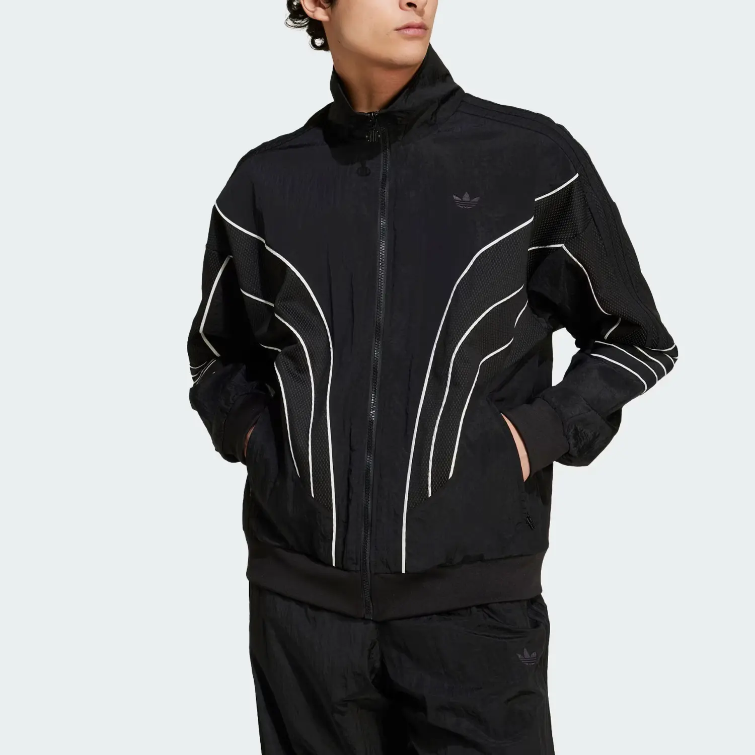 Куртка Q4 ATLANTA мужская черная Adidas Originals, черный — фото 2