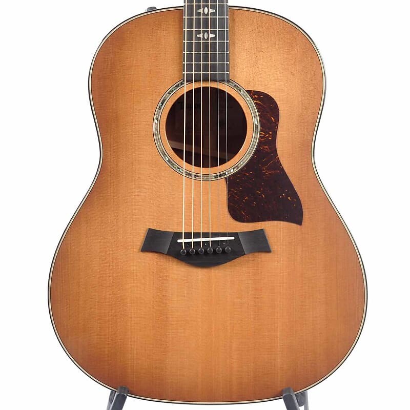 

Акустическая гитара Taylor 517e