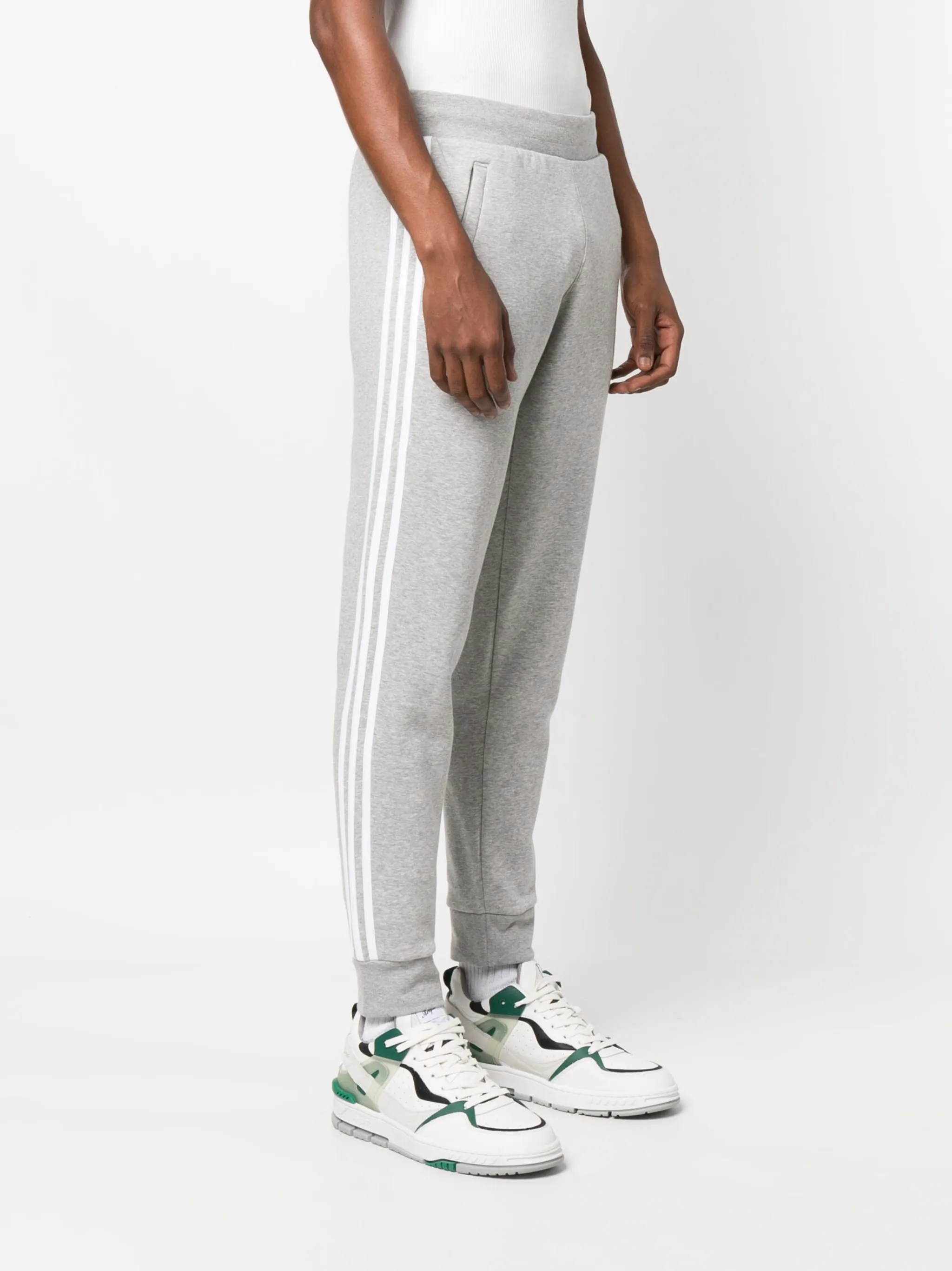 Зауженные спортивные брюки Adidas, серый — фото 3