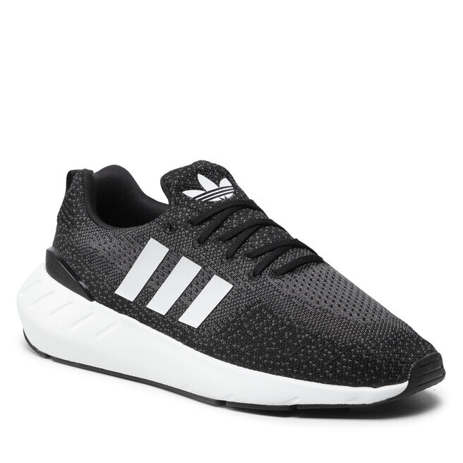 

Кроссовки adidas SwiftRun, серый