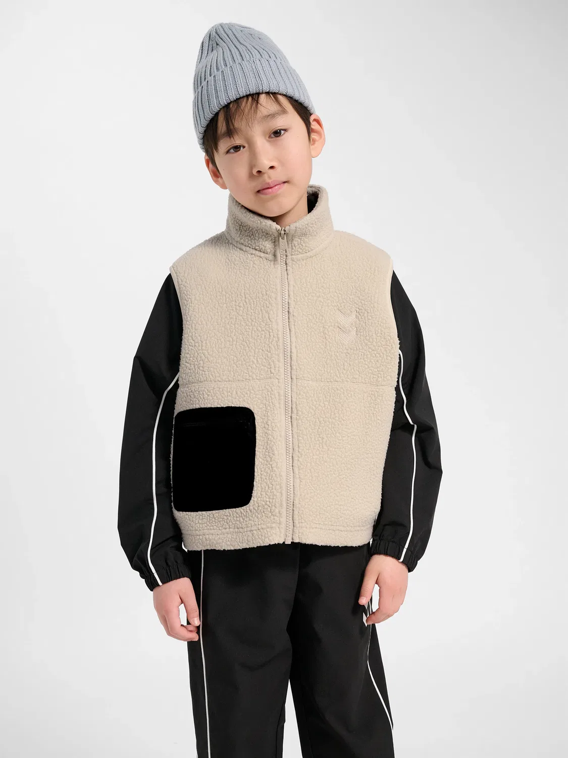 Жилет Hummel, oatmeal