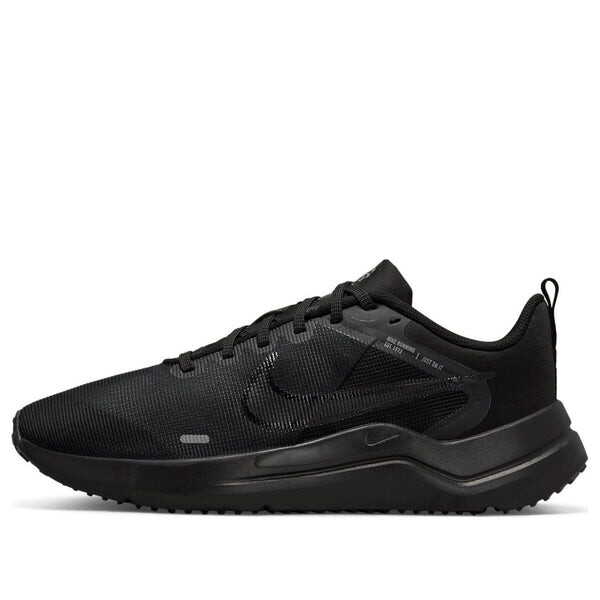 Кроссовки дауншифтер 12 Nike, черный
