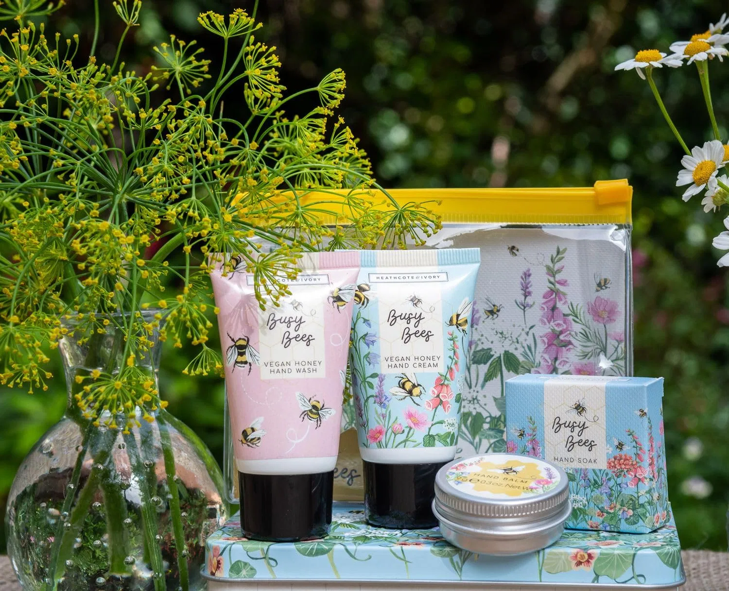 Набор для ухода за руками Heathcote & Ivory Busy Bee's Heathcote & Ivory — фото 2