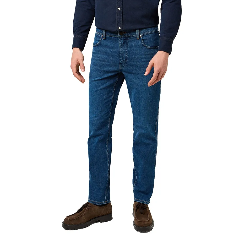

Джинсы Wrangler Greensboro Regular Straight Fit, синий