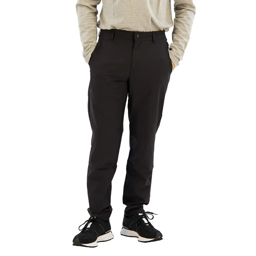

Спортивные брюки New Balance Athletics Ripstop Tapered 30´´, черный