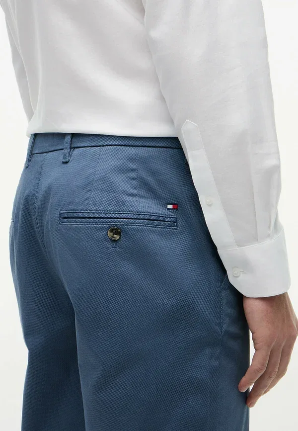 Брюки чинос Tommy Hilfiger Denton straight printed structure chinos, цвет Эгейское море — фото 4