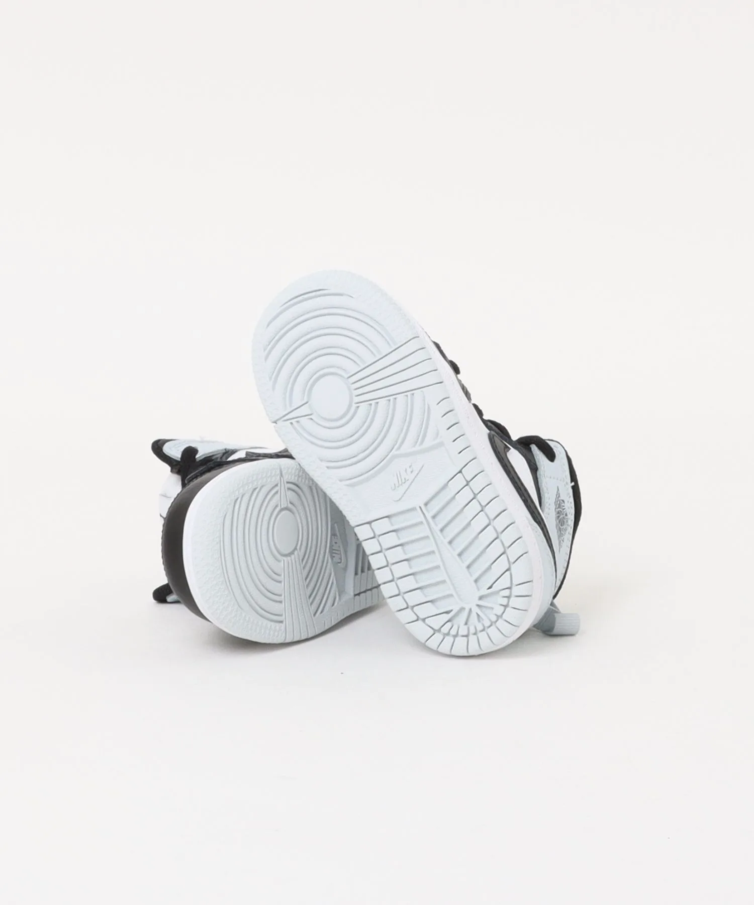 Детские кроссовки NIKE Jordan 1 Mid (TD) — фото 3