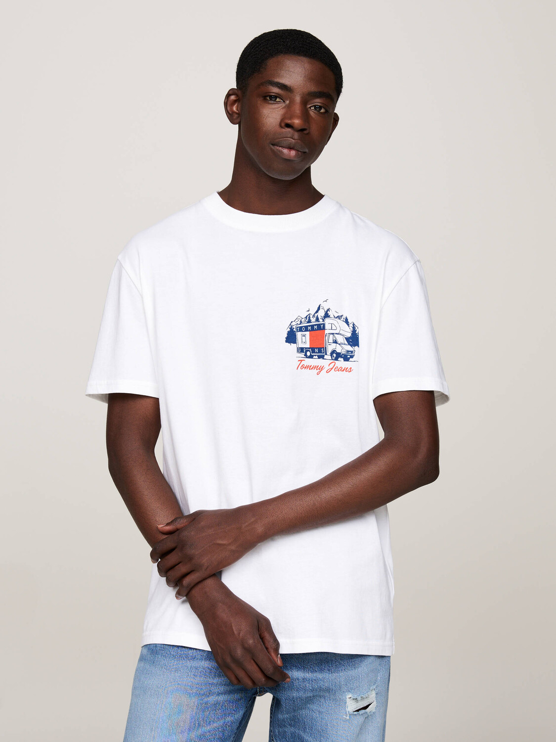 

Футболка Tommy Jeans Regular Fit, белый