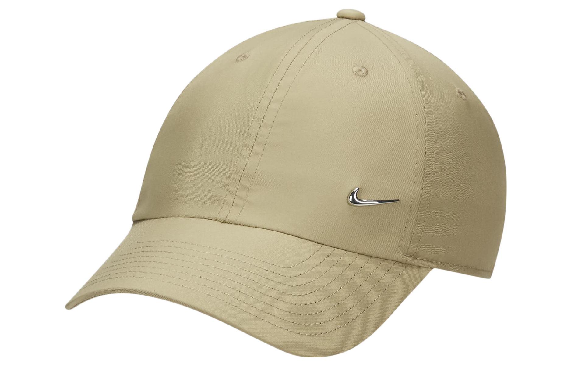 

Кепка Dri-FIT Club с металлической галочкой Nike