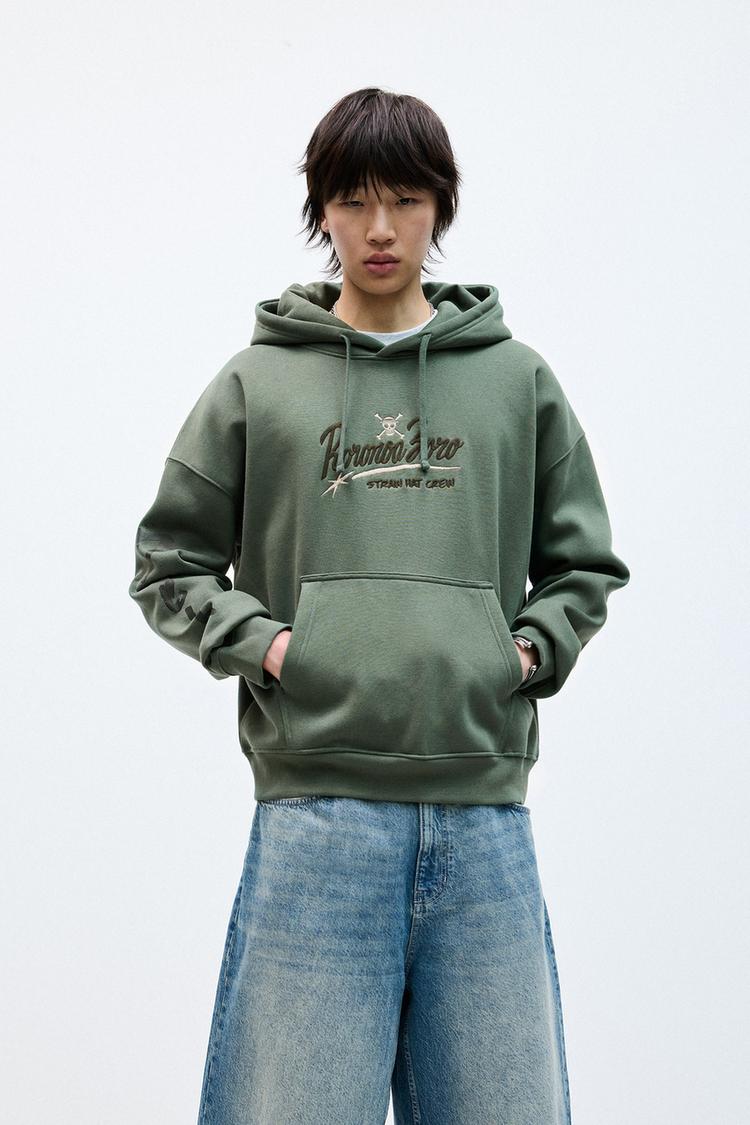 

Толстовка с капюшоном «Цельный Зоро» Pull And Bear, зеленый