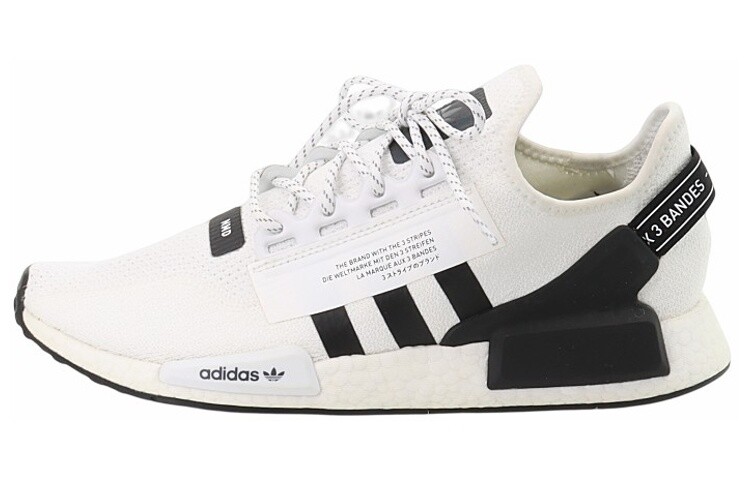

Кроссовки Adidas NMD V2 Footwear White Core Black, Белый, Кроссовки Adidas NMD V2 Footwear White Core Black