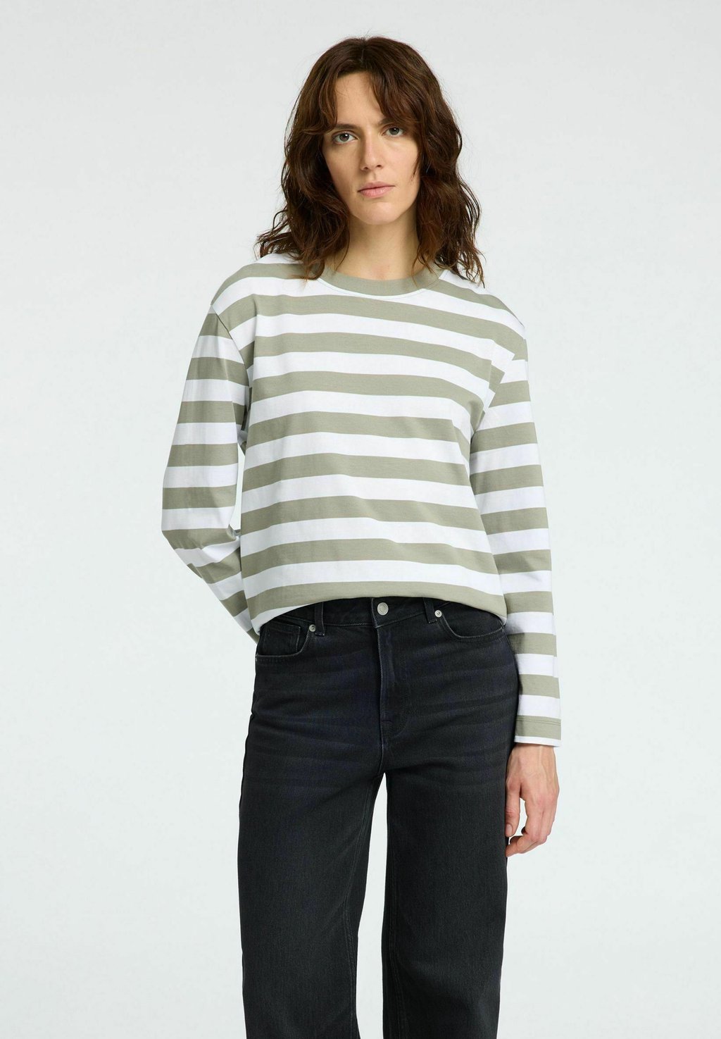 

Топ с длинными рукавами SLFESSENTIAL BOXY TEE Selected Femme, хаки