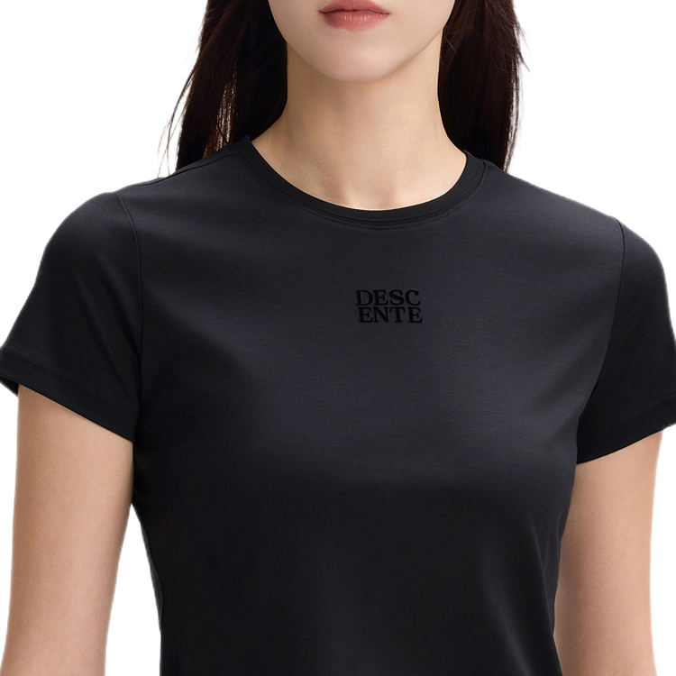 

Short Sleeved Knitwear Women's DESCENTE, Bk-Tap Shoe