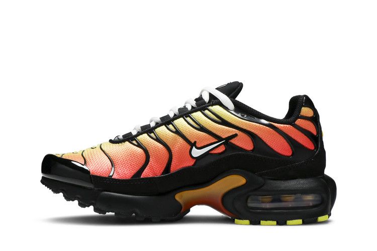 Кроссовки Nike Air Max Plus GS 'Black Habanero Red', красный — фото 4