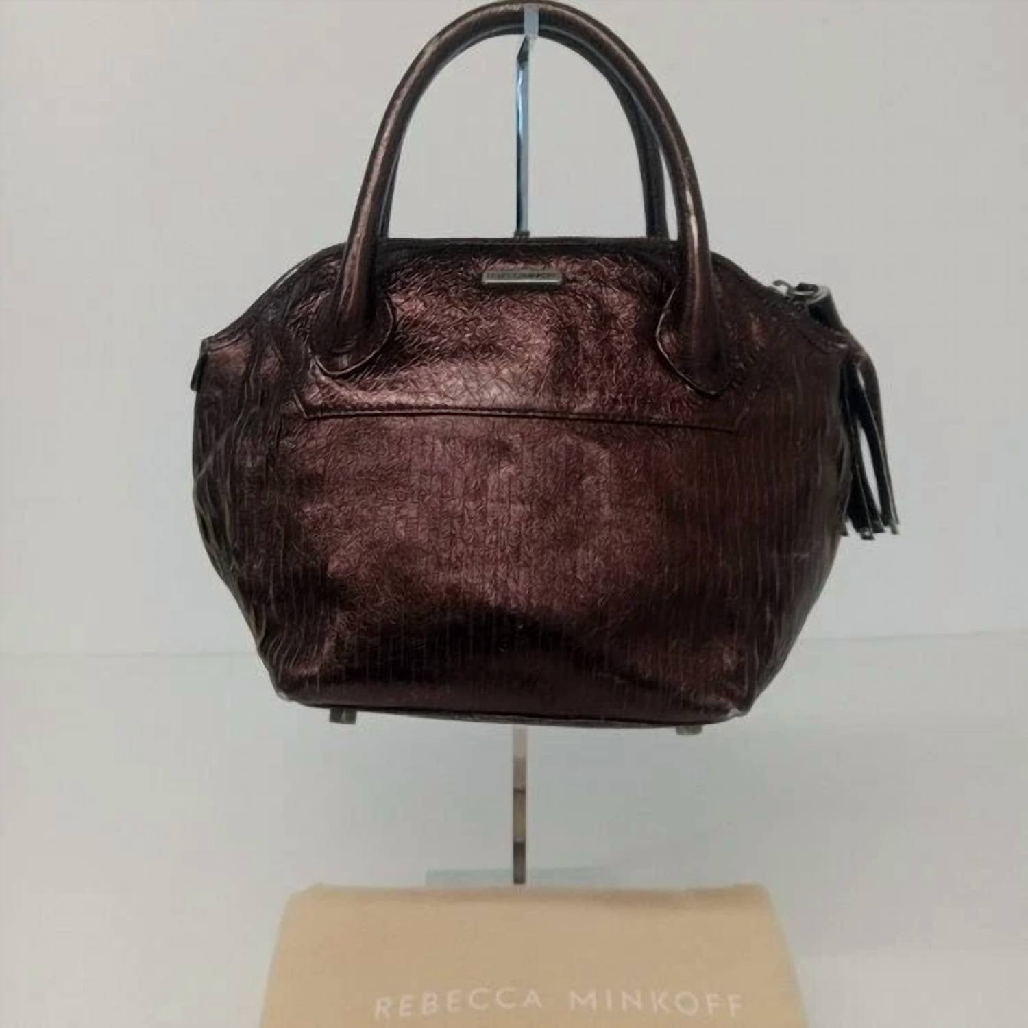 

Женская кожаная сумка-портфель в бронзовом цвете Rebecca Minkoff, бронзовый