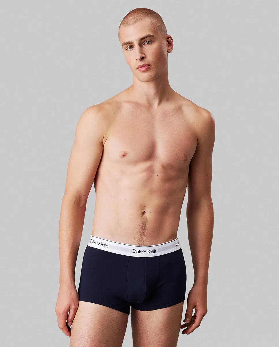 

Упаковка из 3 пар трусов-боксеров с низкой посадкой Calvin Klein, мультиколор