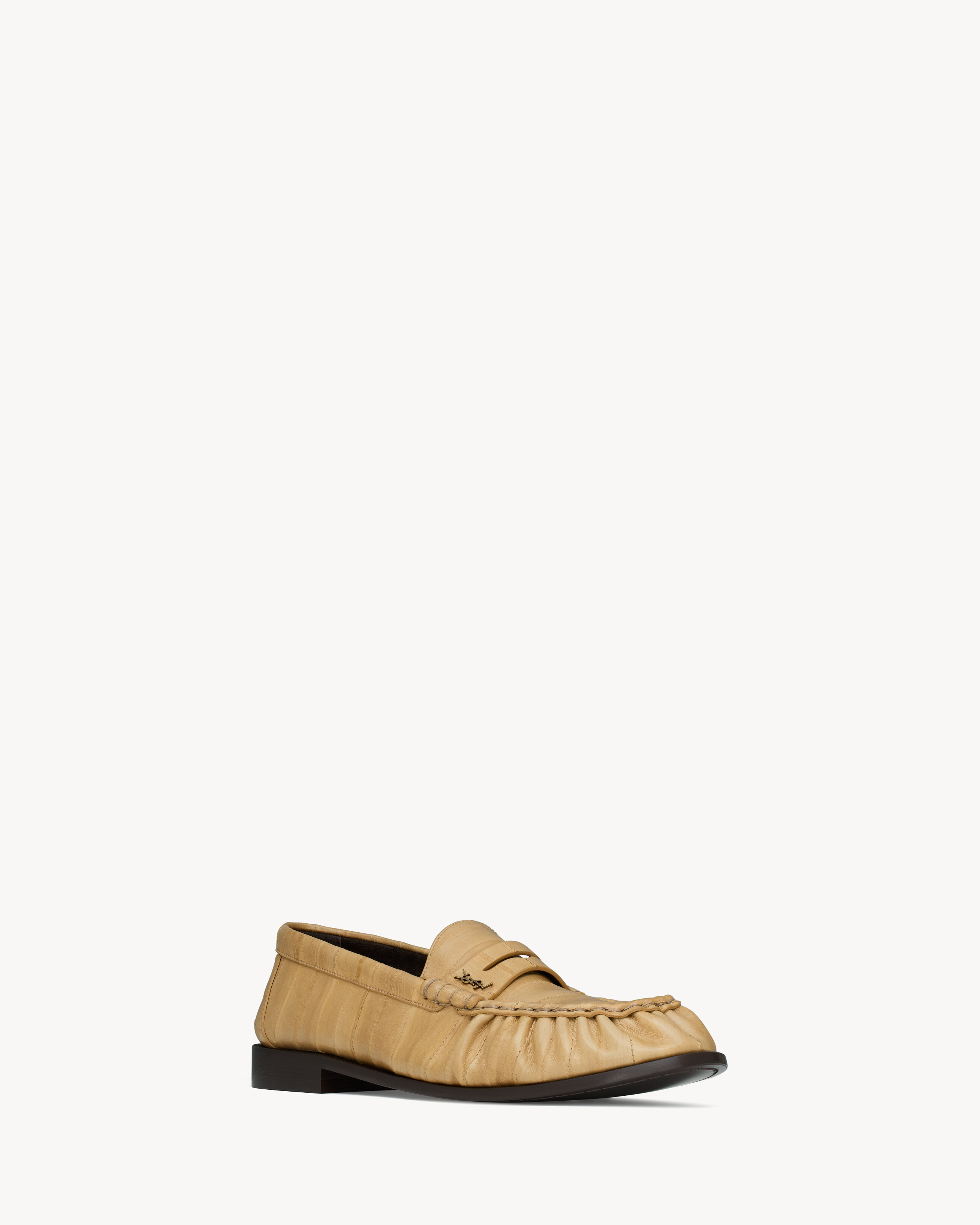 Лоферы из мягкой угоревой кожи Saint Laurent, бежевый — фото 3