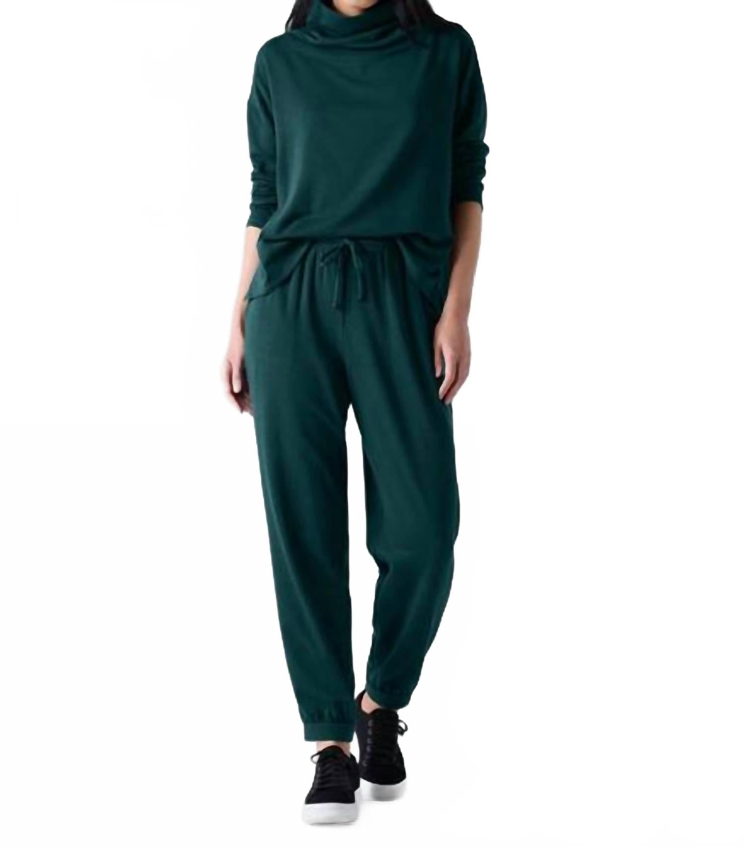 

Уютные джоггеры из мягкого велюра Hug Track в цвете сосна Eileen Fisher, Pine