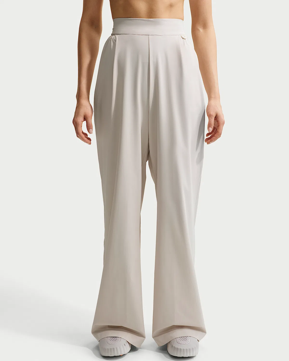 Женские штаны Nike 24.7 PerfectStretch Dri-FIT с высокой посадкой, свободные широкие, Light Orewood Brown/Light Iron Ore — фото 2