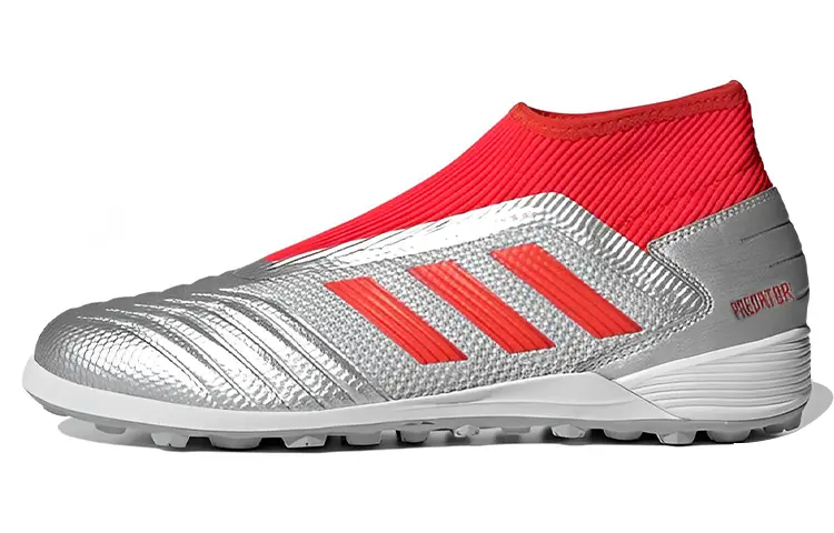 

Футбольные бутсы мужские Mid-top Silver/Red Adidas