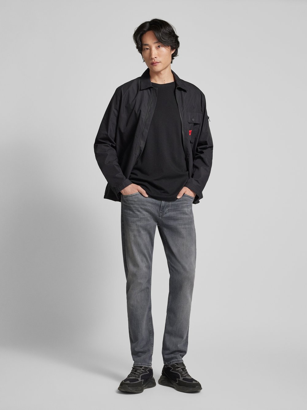 

Джинсы Slim fit с 5 карманами, модель «Delaware» BOSS