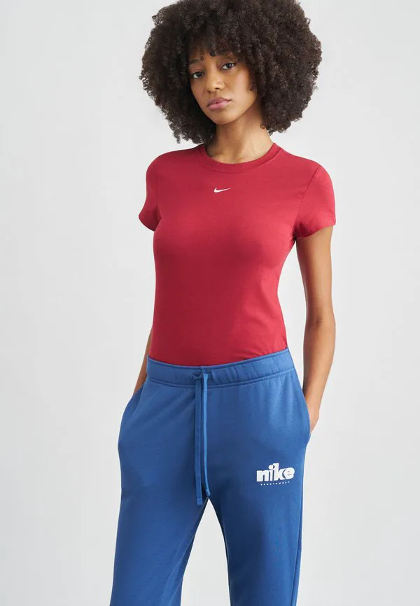 Простая футболка Nike Sportswear, Team Crimson/White