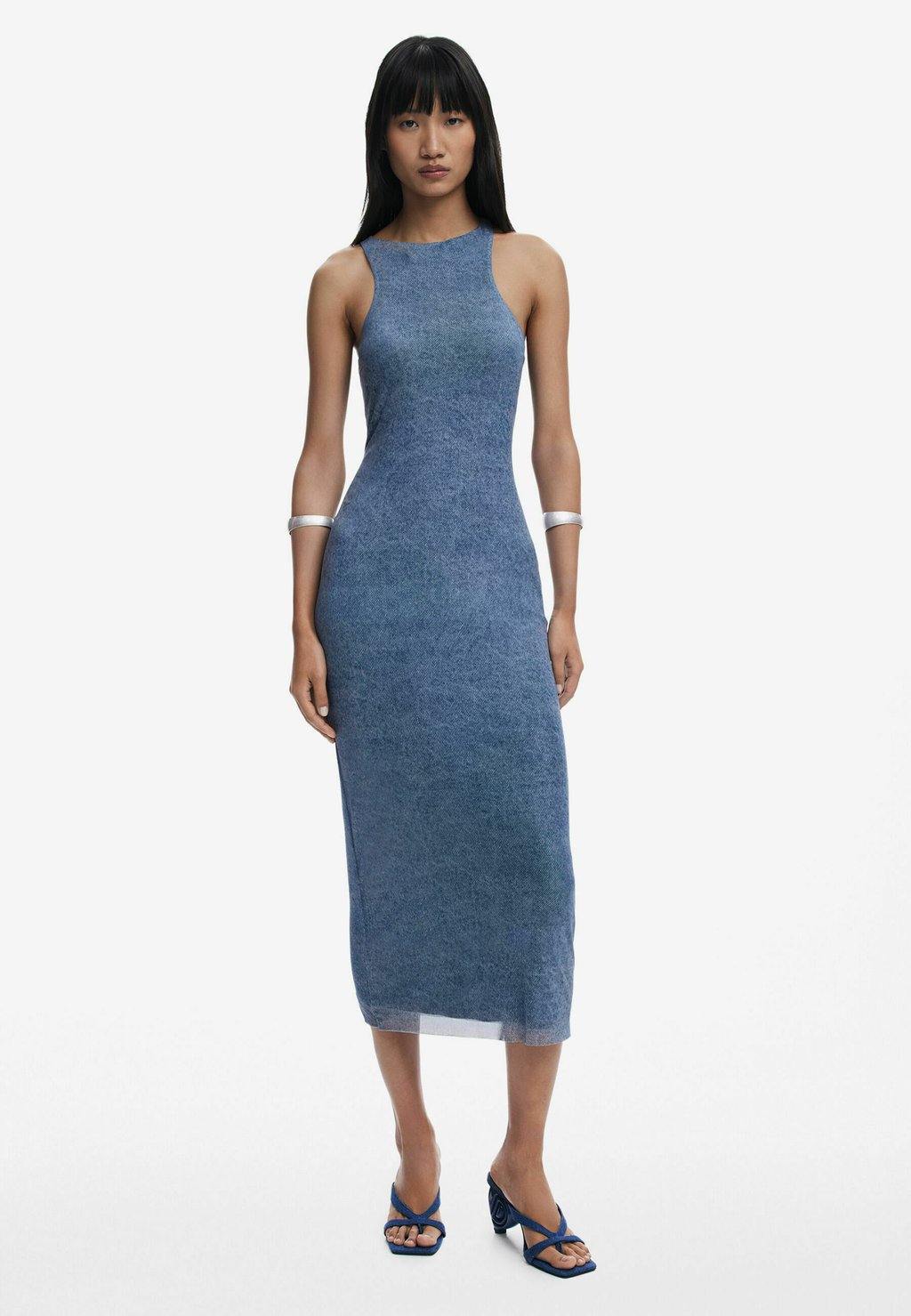 

Джинсовое платье KNOT FITTED Desigual, синий