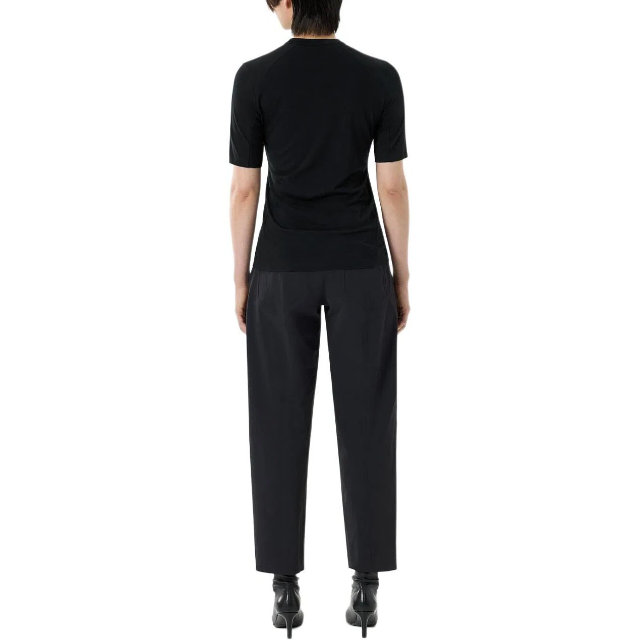 Футболка женская с круглым вырезом Arcteryx Black — фото 4