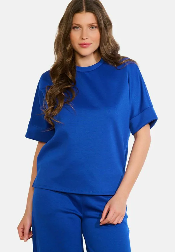 

Футболка с отворотами и структурированными рукавами, базовая модель. Lolaliza, Electric Blue, Синий, Футболка с отворотами и структурированными рукавами, базовая модель. Lolaliza, Electric Blue